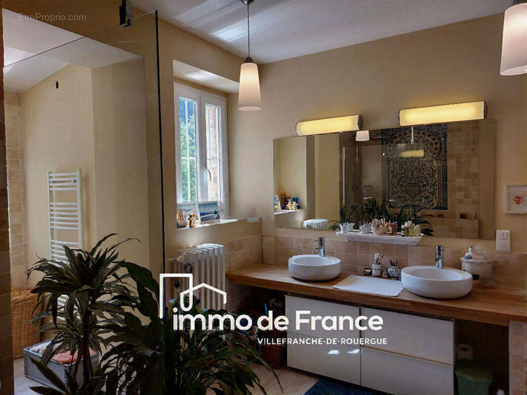 Ensemble immobilier : maison de caractère 180m² et annexe 80m² sur 9974m² - photo 10