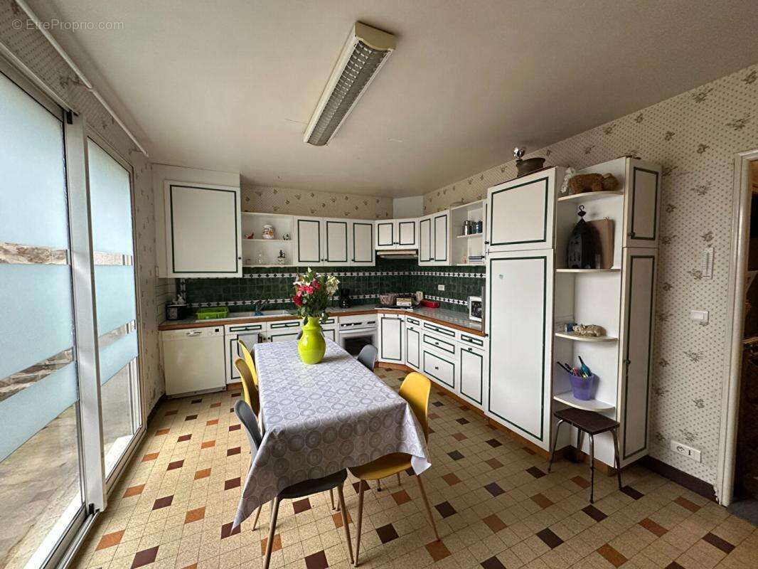 Appartement à BRECEY