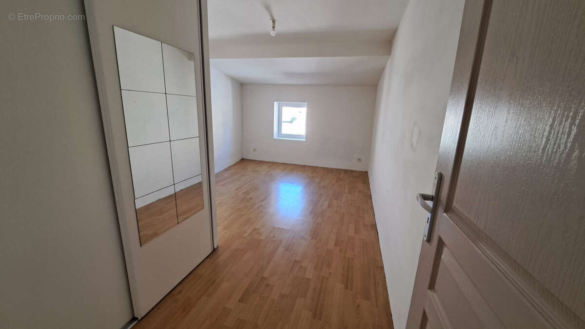 Appartement à GANGES