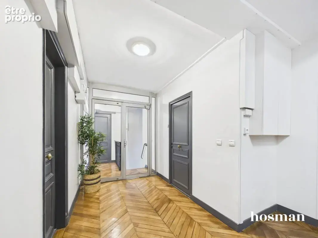 PARIS 10 - RUE DU CHEMIN VERT - Bel appartement deux pièces avec une disposition idéale - photo 10