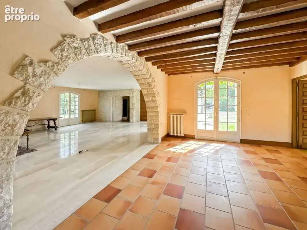 Chancelade – propriété de caractère aux volumes remarquables, au cœur d’un parc clos de 1,5 hectare - photo 6