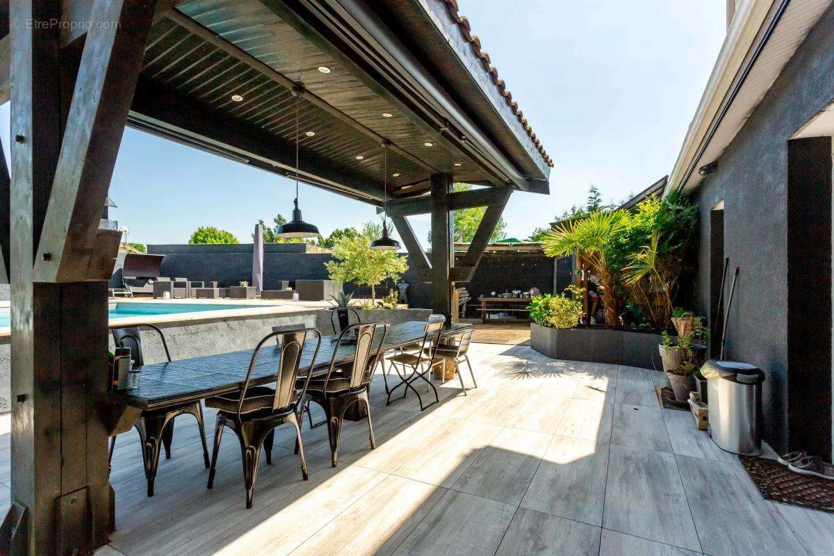 Maison à SAINTE-HELENE