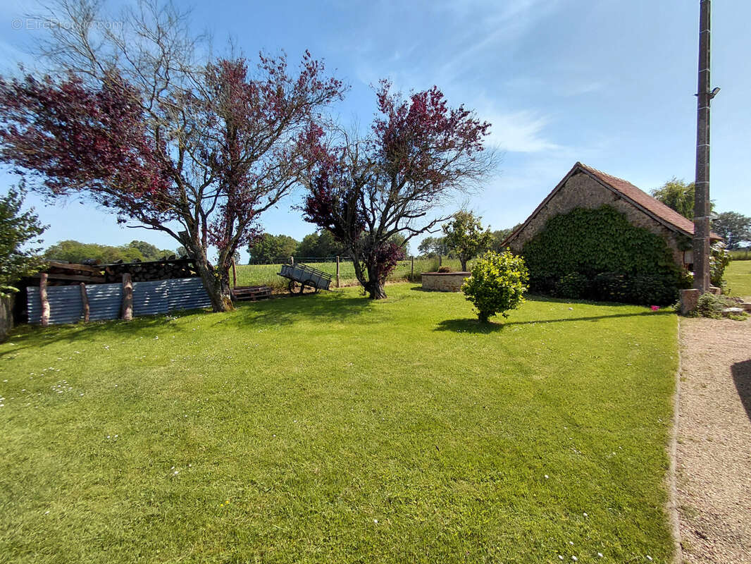 Maison à MAREIL-SUR-LOIR