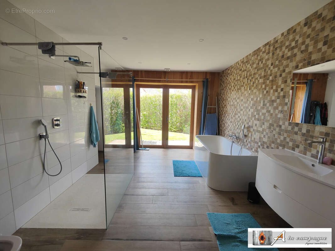 Maison à FONTANIERES