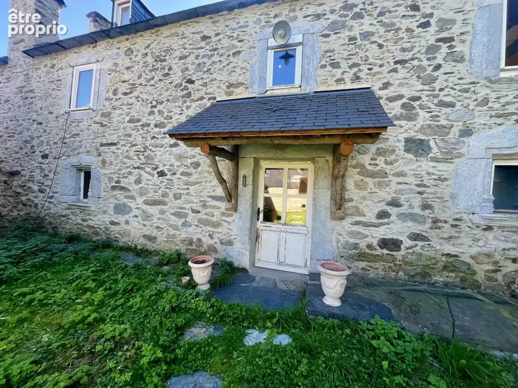 Appartement 10 pièces 250 m² à vendre à Ens (65170) - photo 1