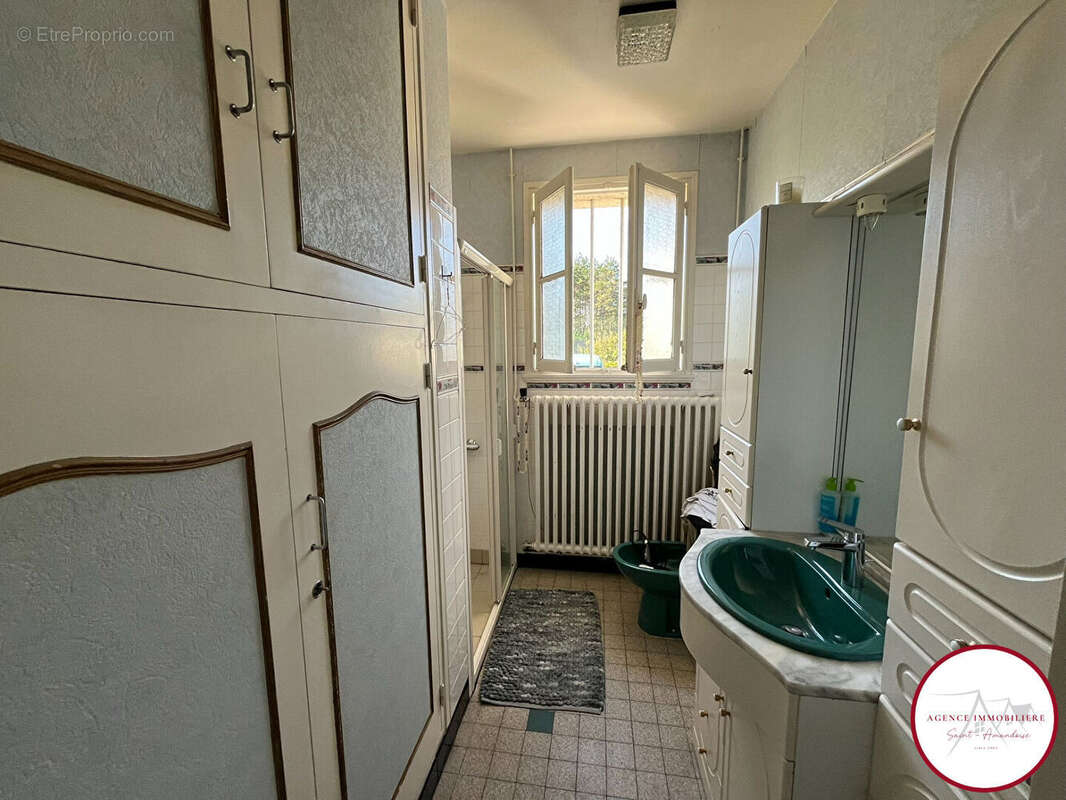 Maison à CHARENTON-DU-CHER