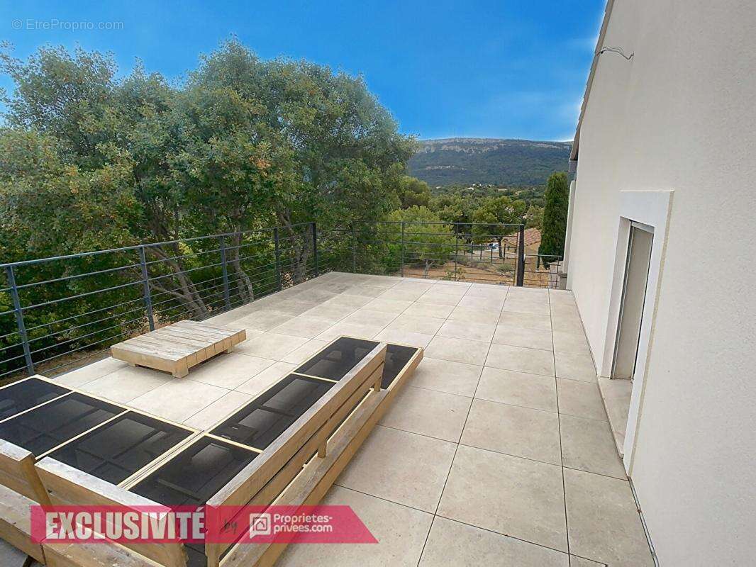 Maison à PLAN-D&#039;AUPS-SAINTE-BAUME