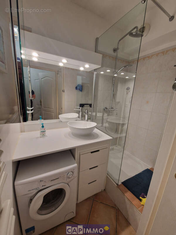 Appartement à HYERES