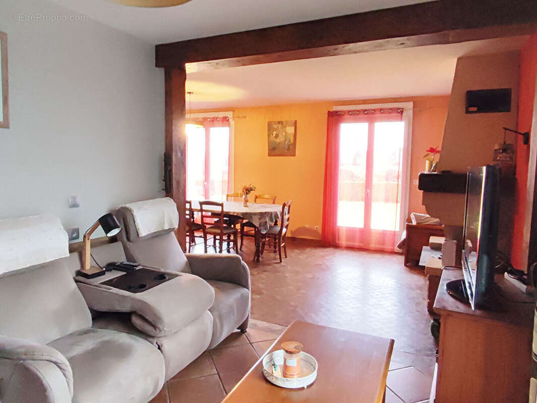 Maison à RAUVILLE-LA-PLACE