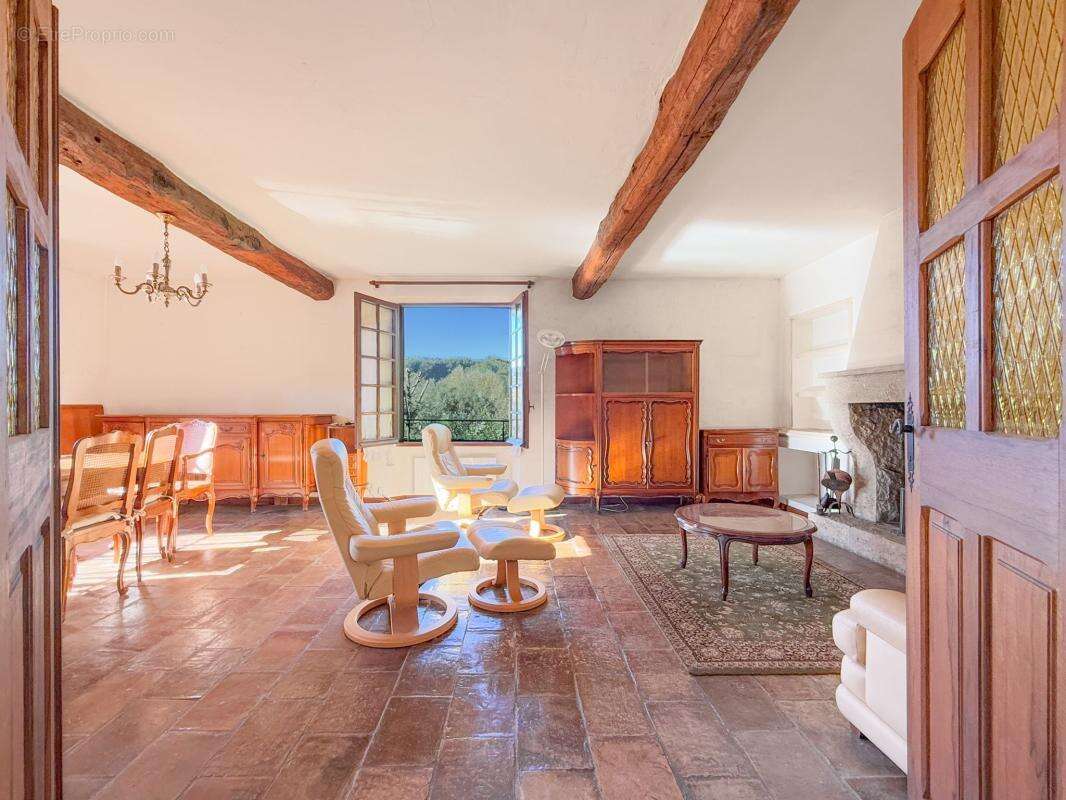 Maison à LA COLLE-SUR-LOUP