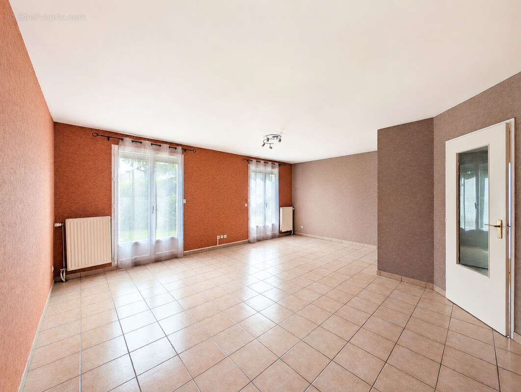 Maison à LIEUSAINT