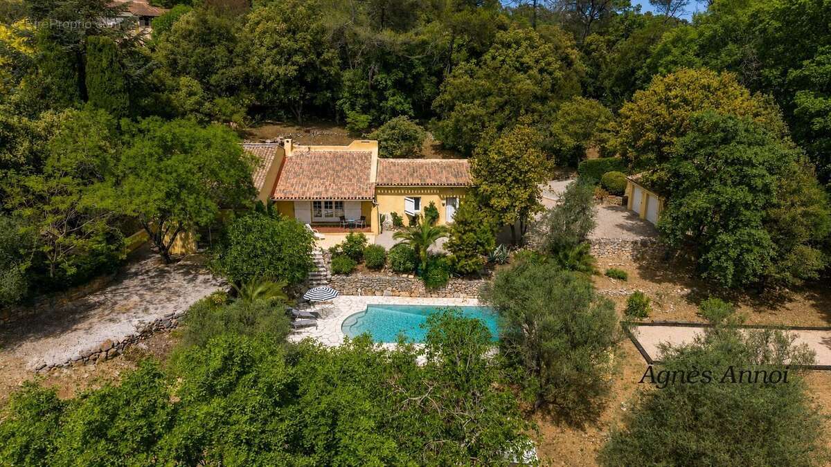 Maison 160 m² à Meounes-Les-Montrieux  - photo 11