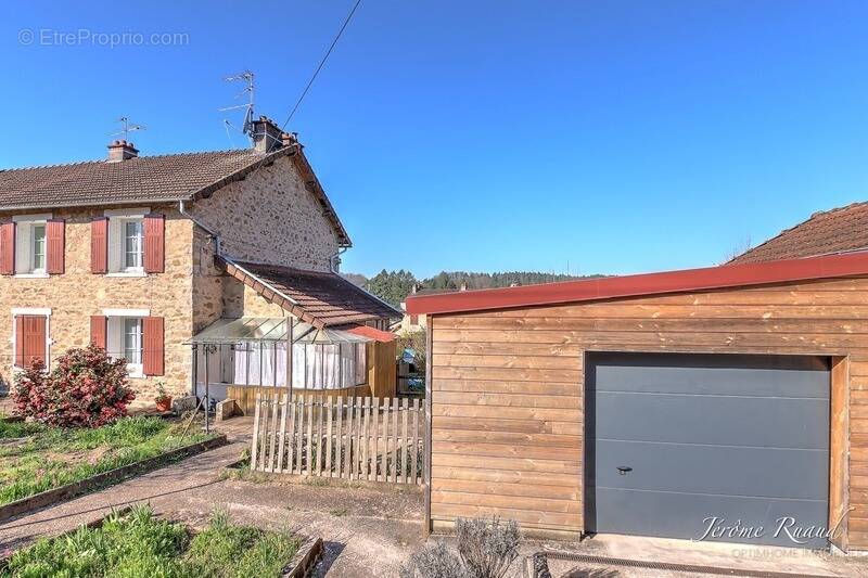 Maison à LE PALAIS-SUR-VIENNE