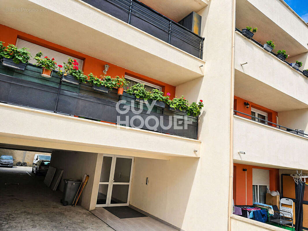 Appartement à LE BLANC-MESNIL