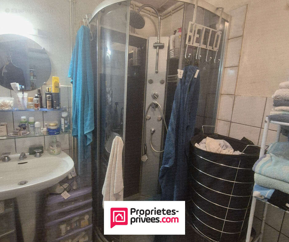 Maison à SAINT-GAL-SUR-SIOULE