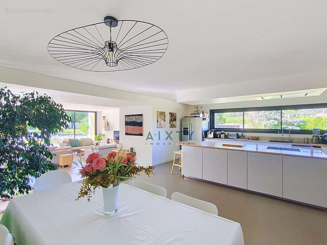 Propriété contemporaine d'exception à 20 minutes d'Aix en Provence - photo 8