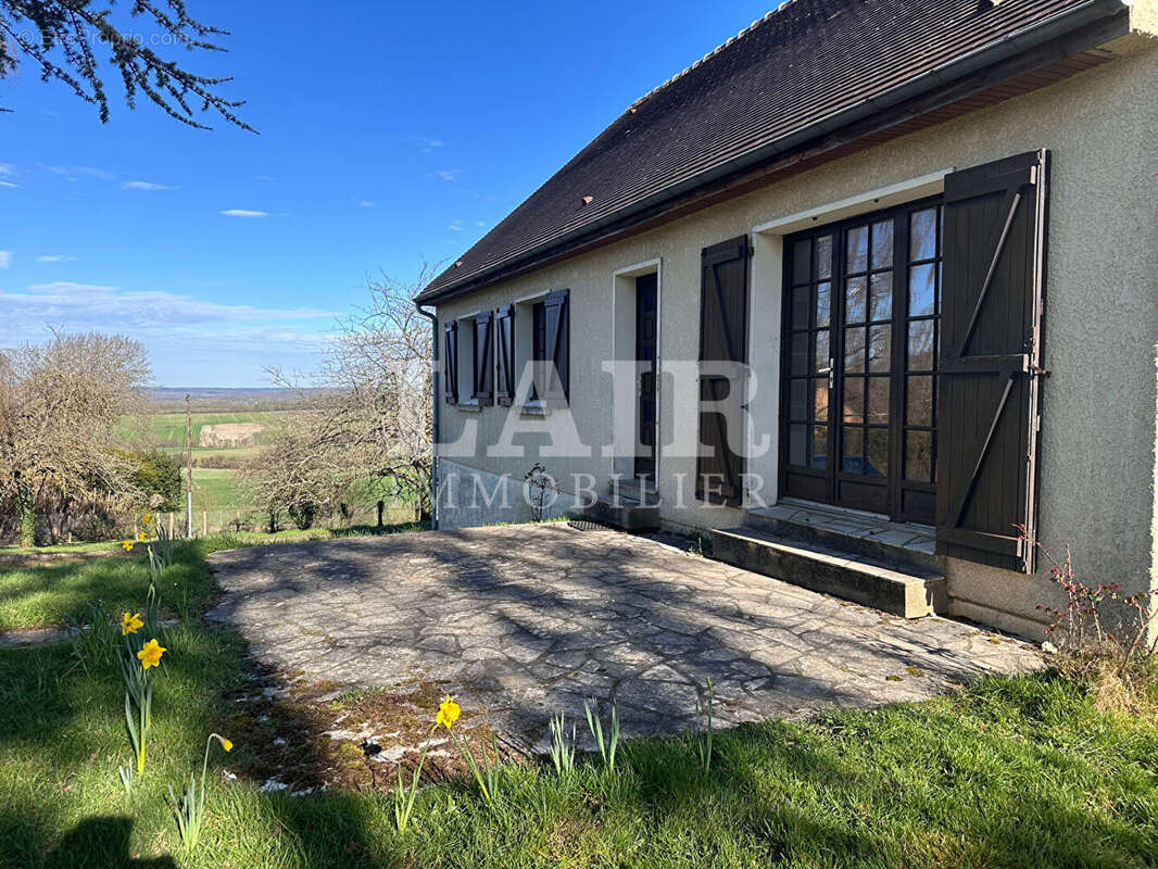 Maison à CONDE-SUR-HUISNE