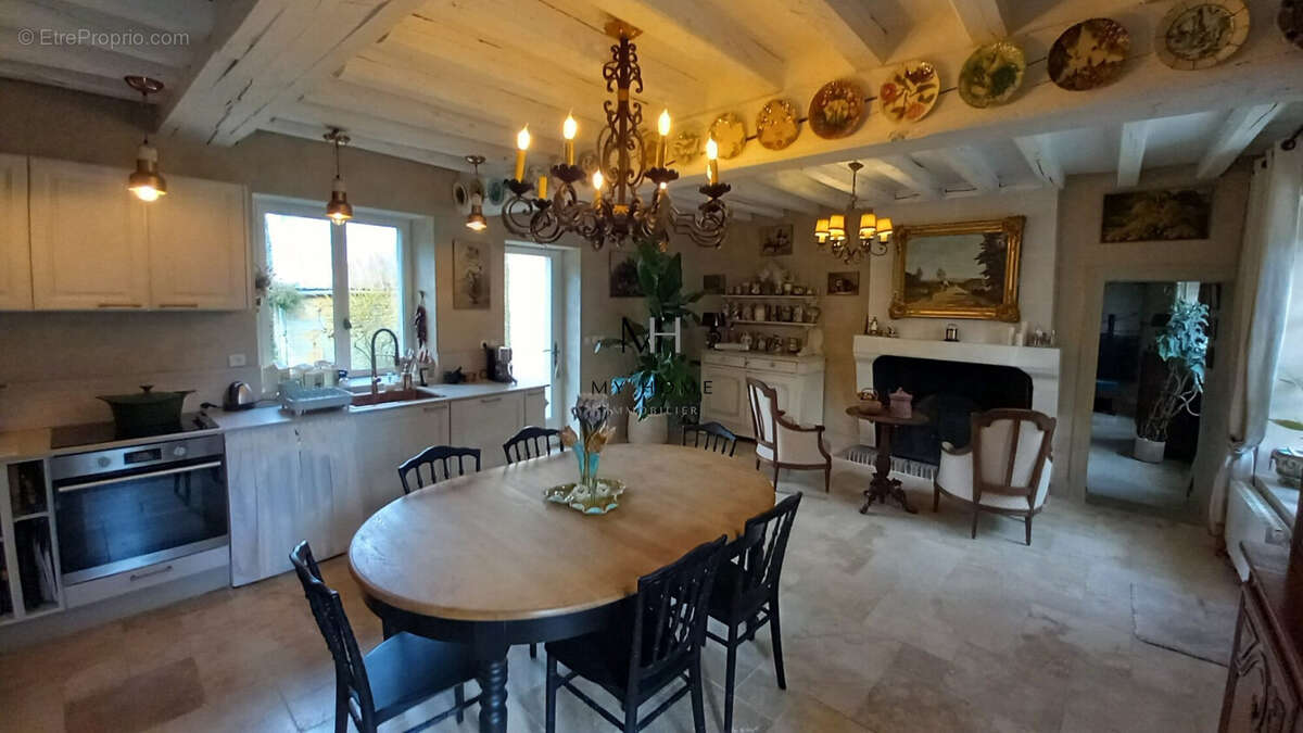 Maison à MORTAGNE-AU-PERCHE