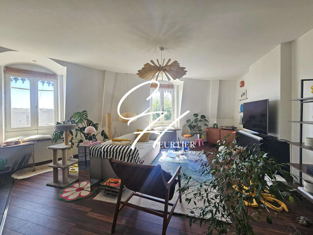 Appartement à VOIRON