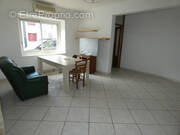 Maison à VILLEMOUSTAUSSOU