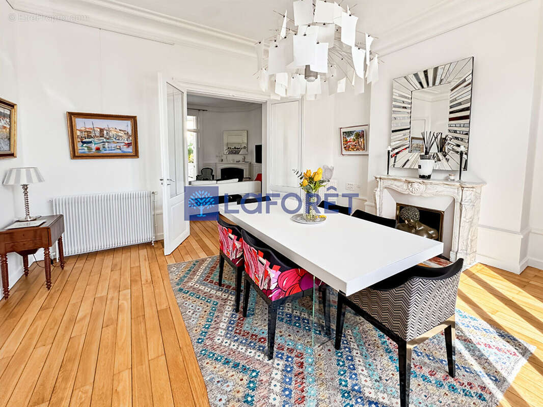 Hôtel Particulier Tours 7 pièce(s) 260 m2 - photo 3