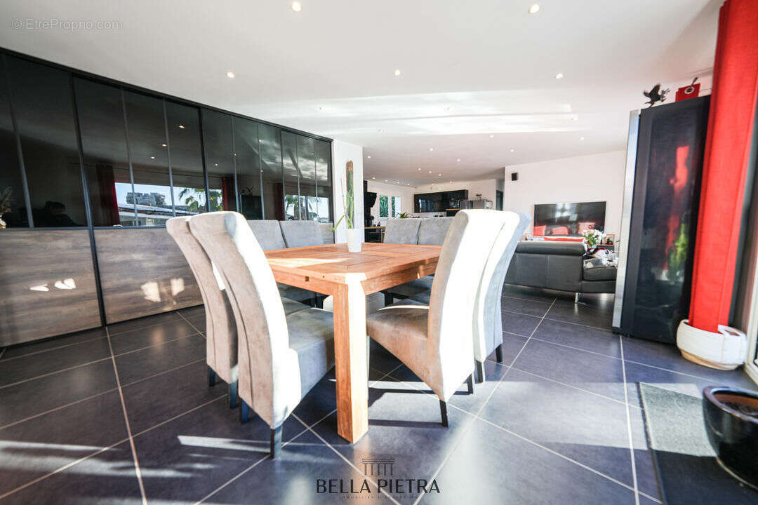 Maison à SAINT-AUNES