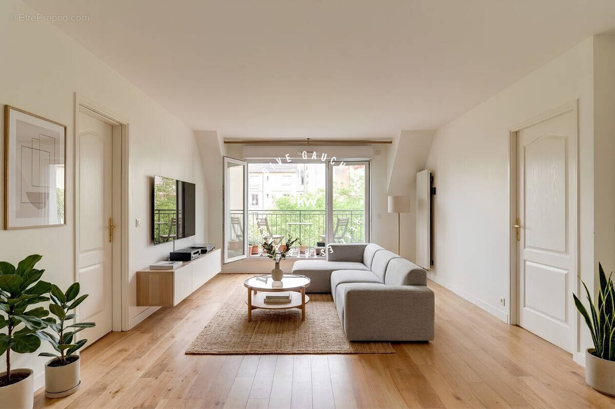 Appartement à SURESNES