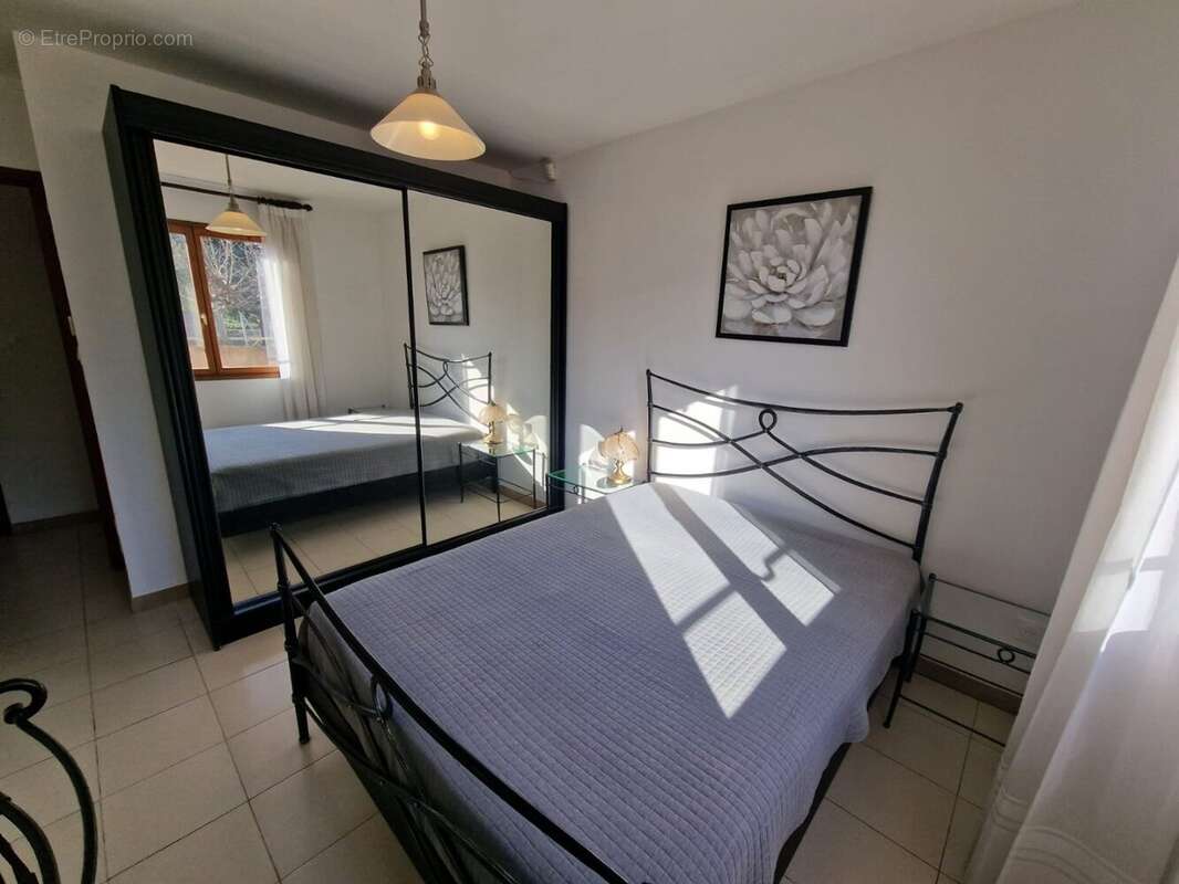 Maison à VIAS