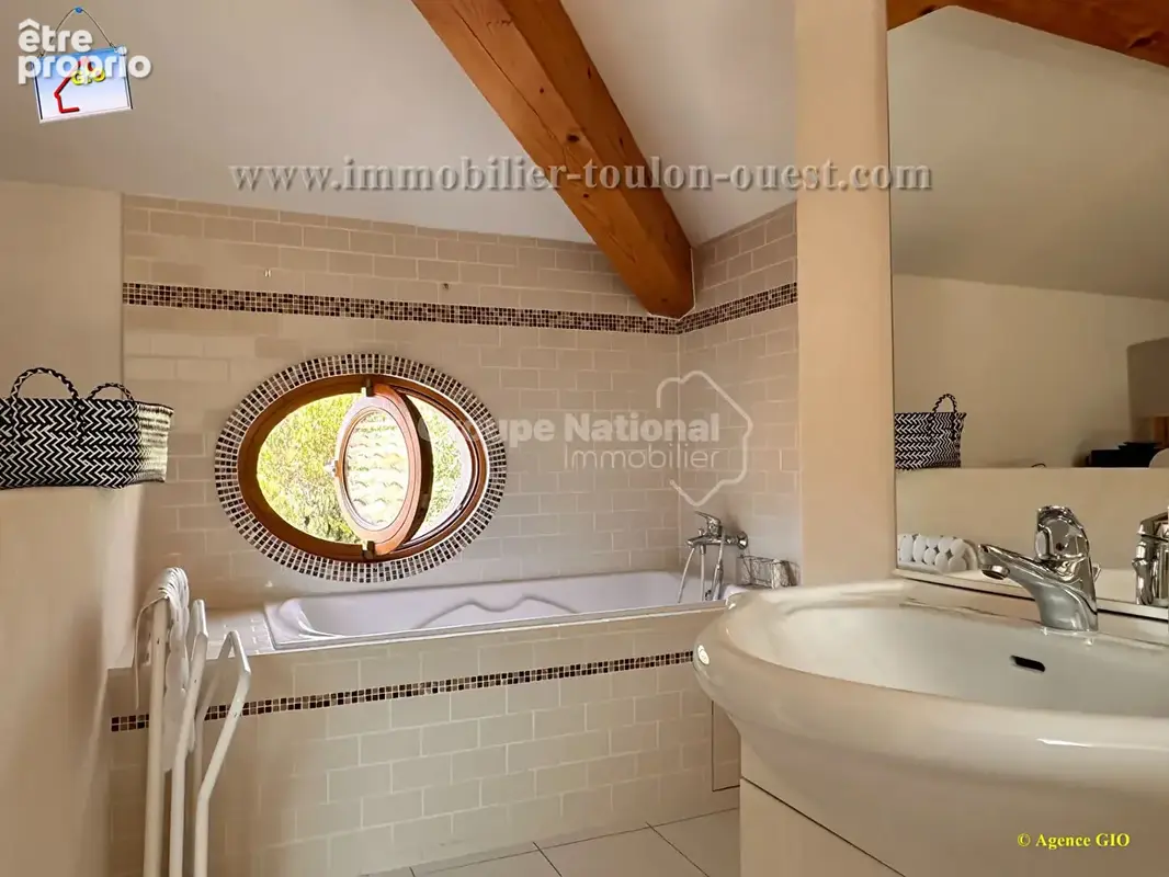 Sous-offre - evenos - villa t6 de 170 m² - terrain 4400 m² calme et arboré - piscine - garage - photo 7