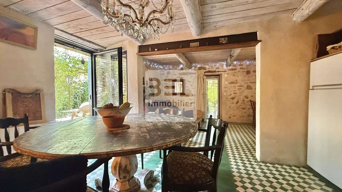 Maison à UZES