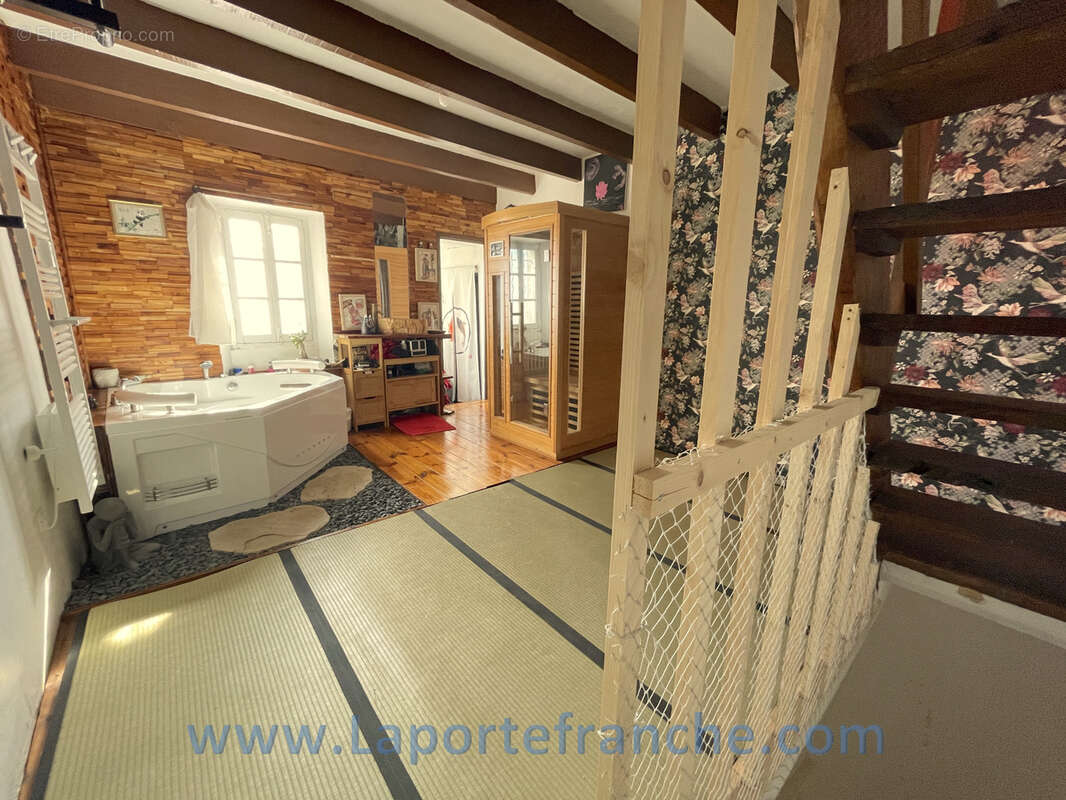 Maison à CAGNES-SUR-MER