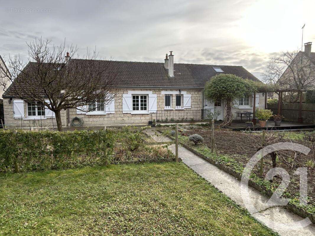 Maison à VILLERS-SOUS-SAINT-LEU
