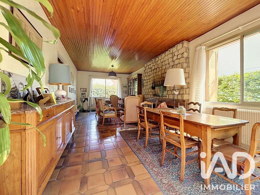 Maison 99 m² à Antony  - photo 4