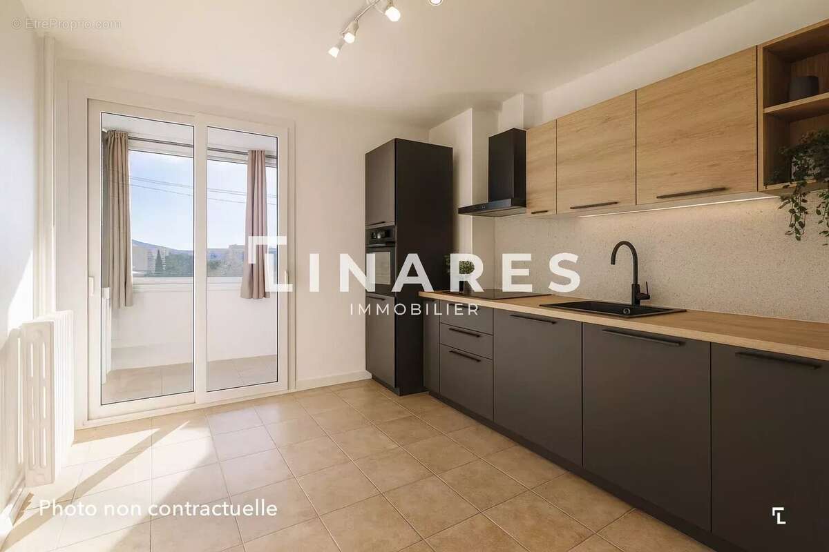 Appartement à MARSEILLE-13E