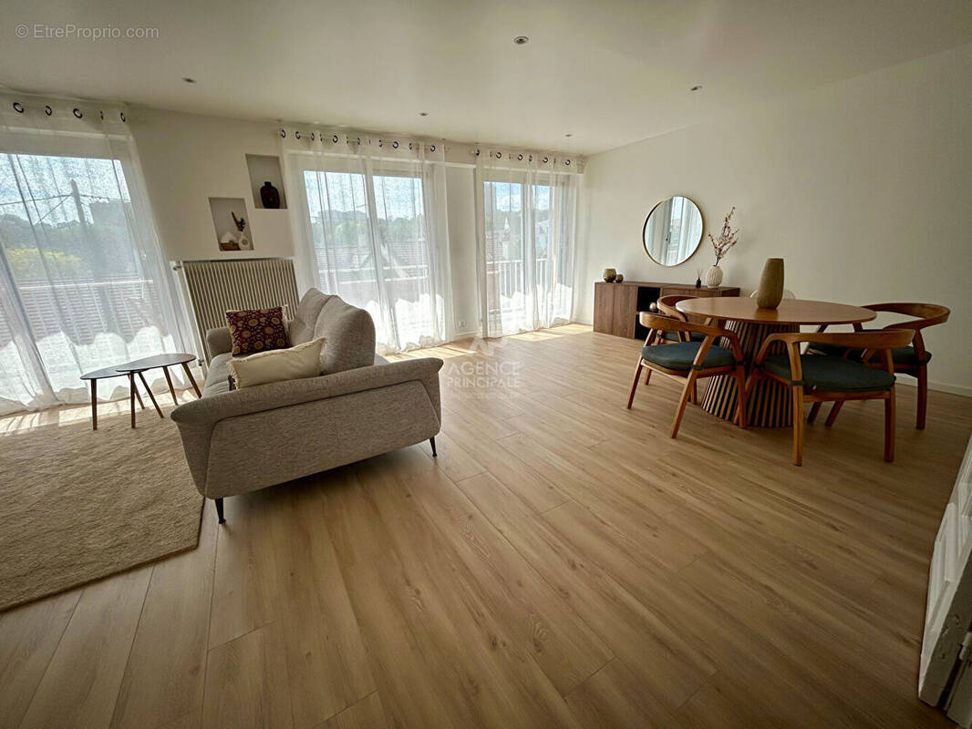 Appartement à POISSY