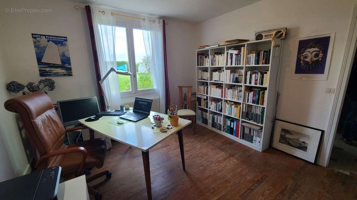 Maison à PLOUGASNOU