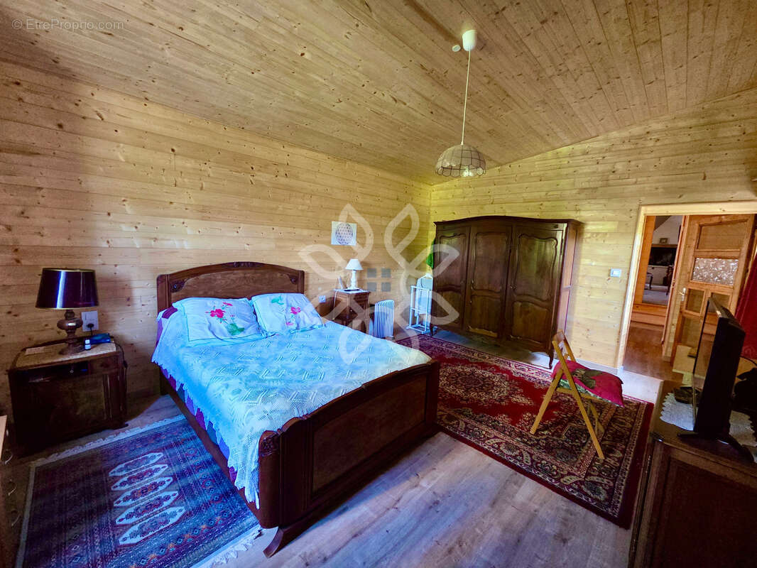 Maison à SAINT-GERMAIN-L&#039;HERM