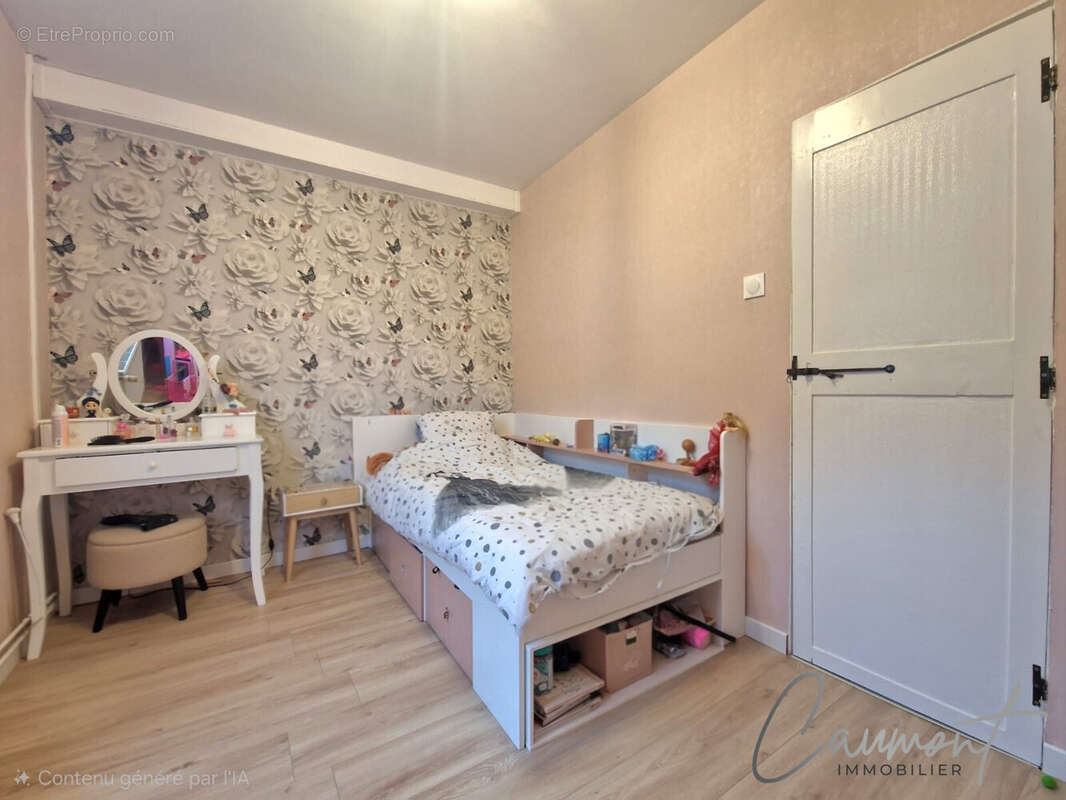 Maison à LILLEBONNE