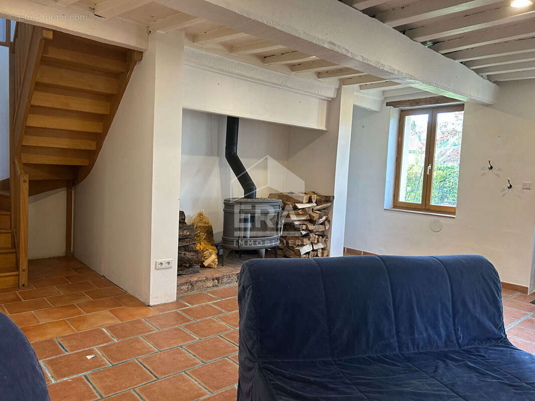 Maison à AIX-EN-ISSART