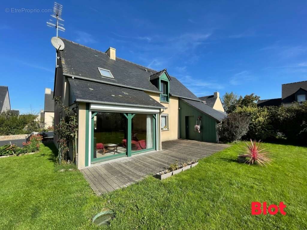 Maison à SAINT-JOUAN-DES-GUERETS