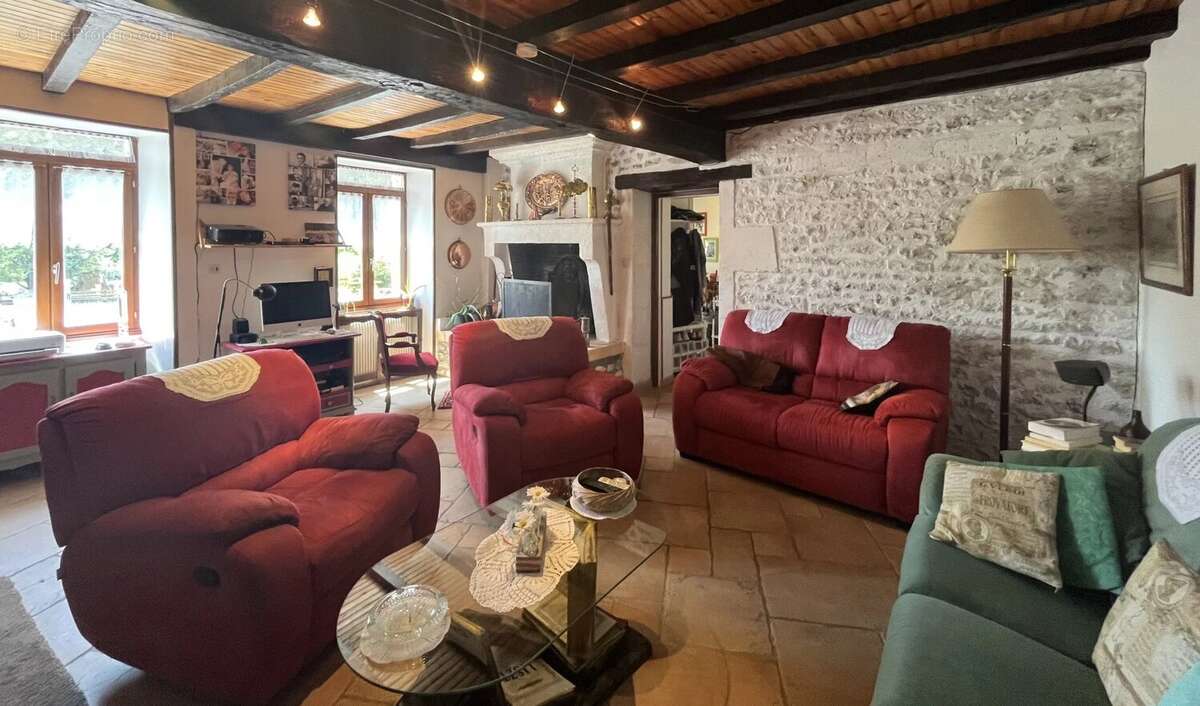 Maison à SAINT-AMANT