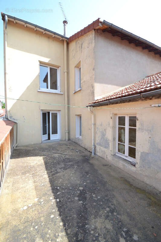 Maison à GANNAT