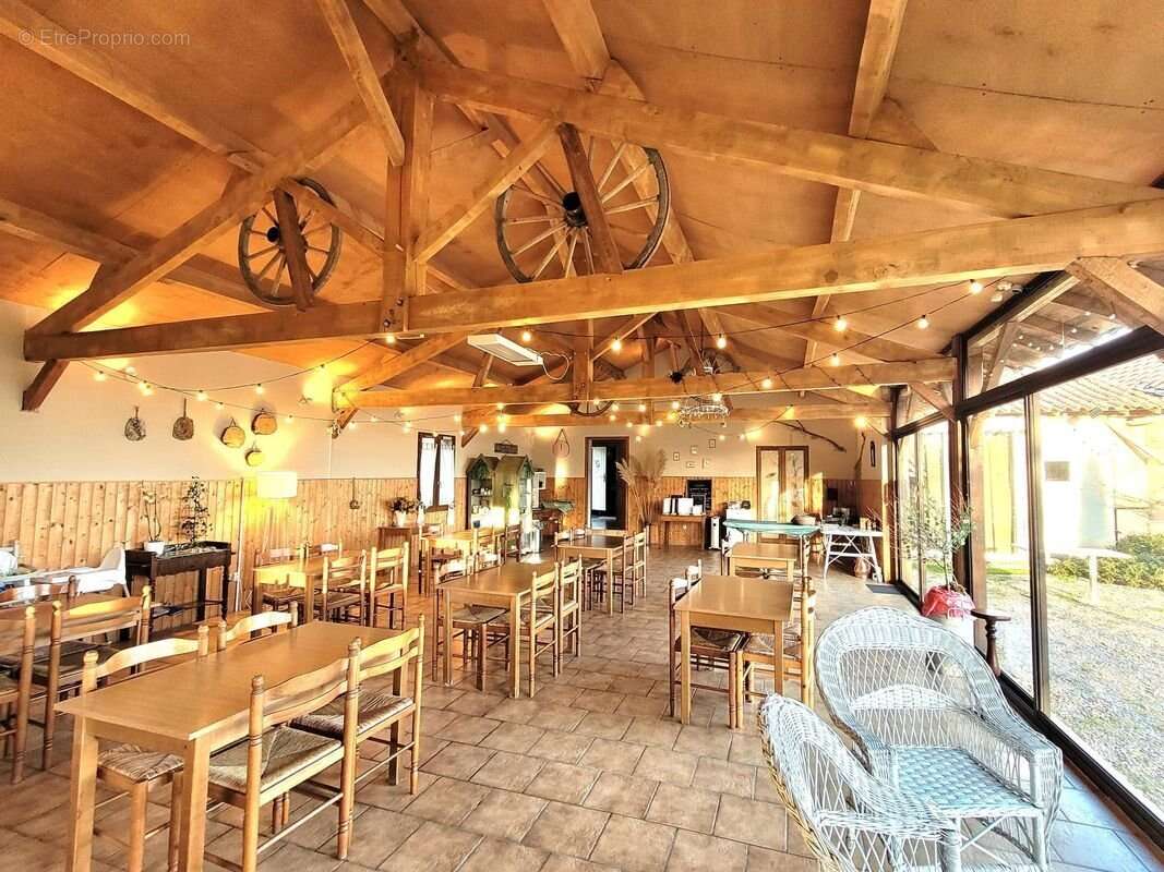 Maison à LISSAC-ET-MOURET