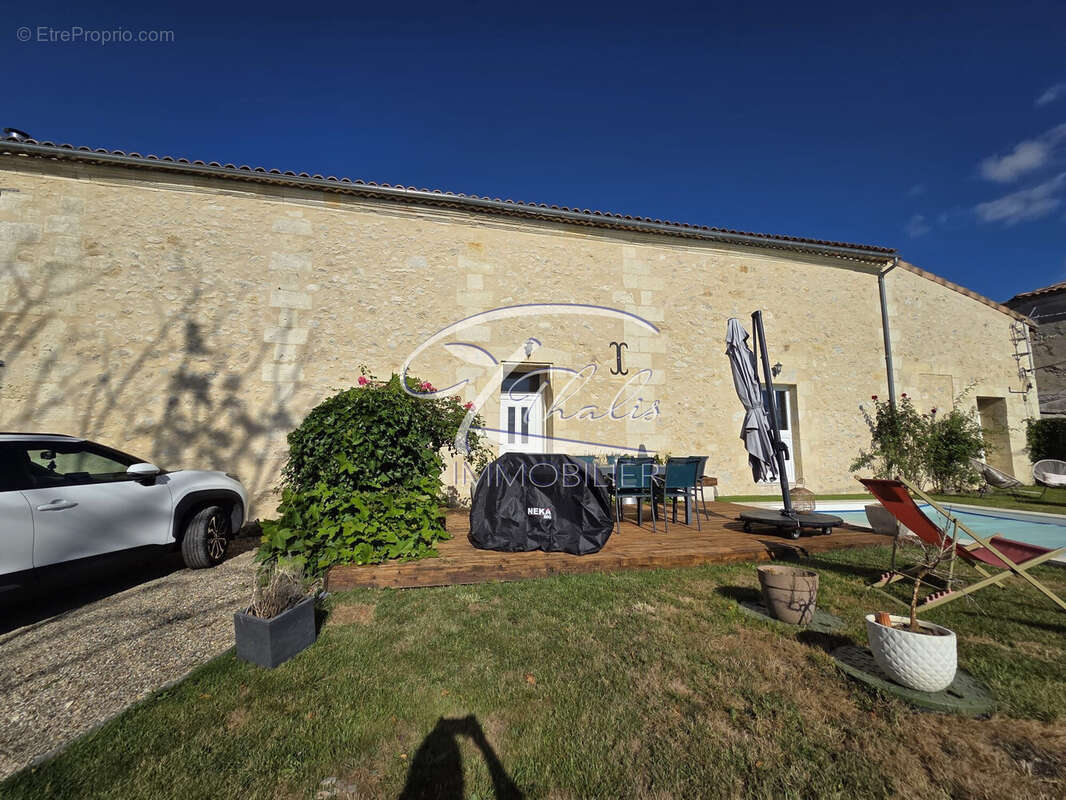Maison à VILLEGOUGE