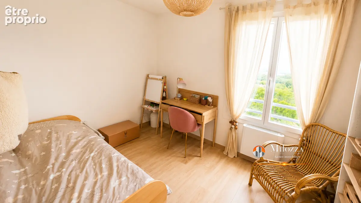 Appartement familial 115,62 m² avec 4 chambres, balcon, cave et garage - Villefontaine - photo 13
