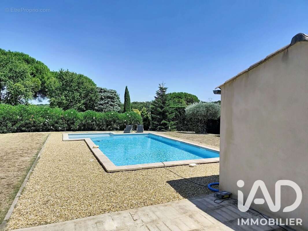 Maison 270 m² à Rochegude  - photo 9