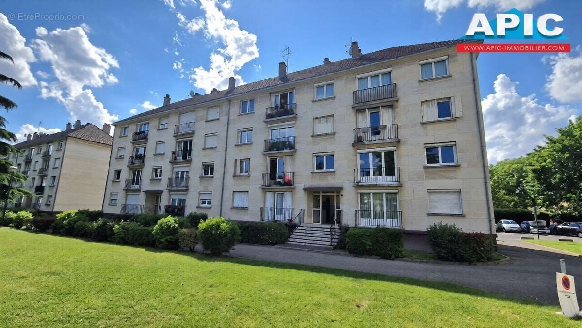 Appartement à GROSLAY