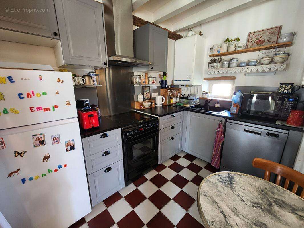 Maison Genille 4 pièce(s) 85 m2 - photo 9