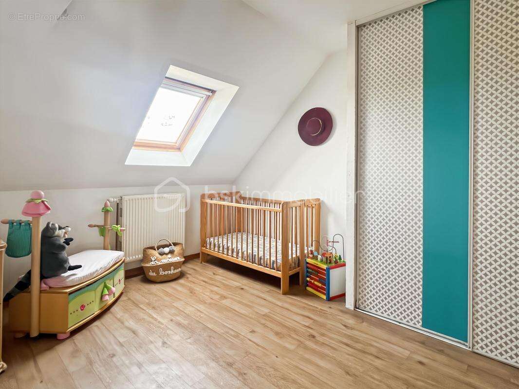 Maison à MORIGNY-CHAMPIGNY