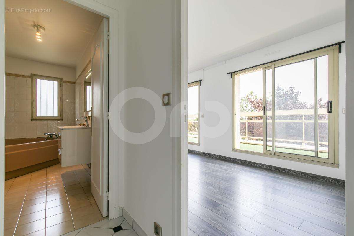 Appartement 3 CHAMBRES TERRASSE -Résidence de grand standing - photo 14